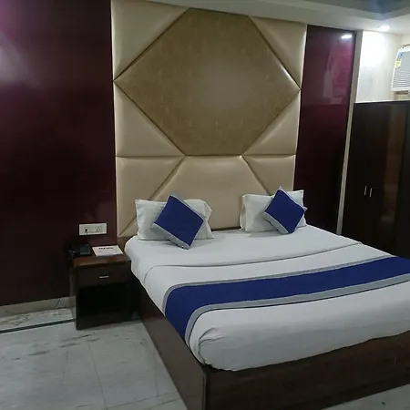 Hotel Ringer